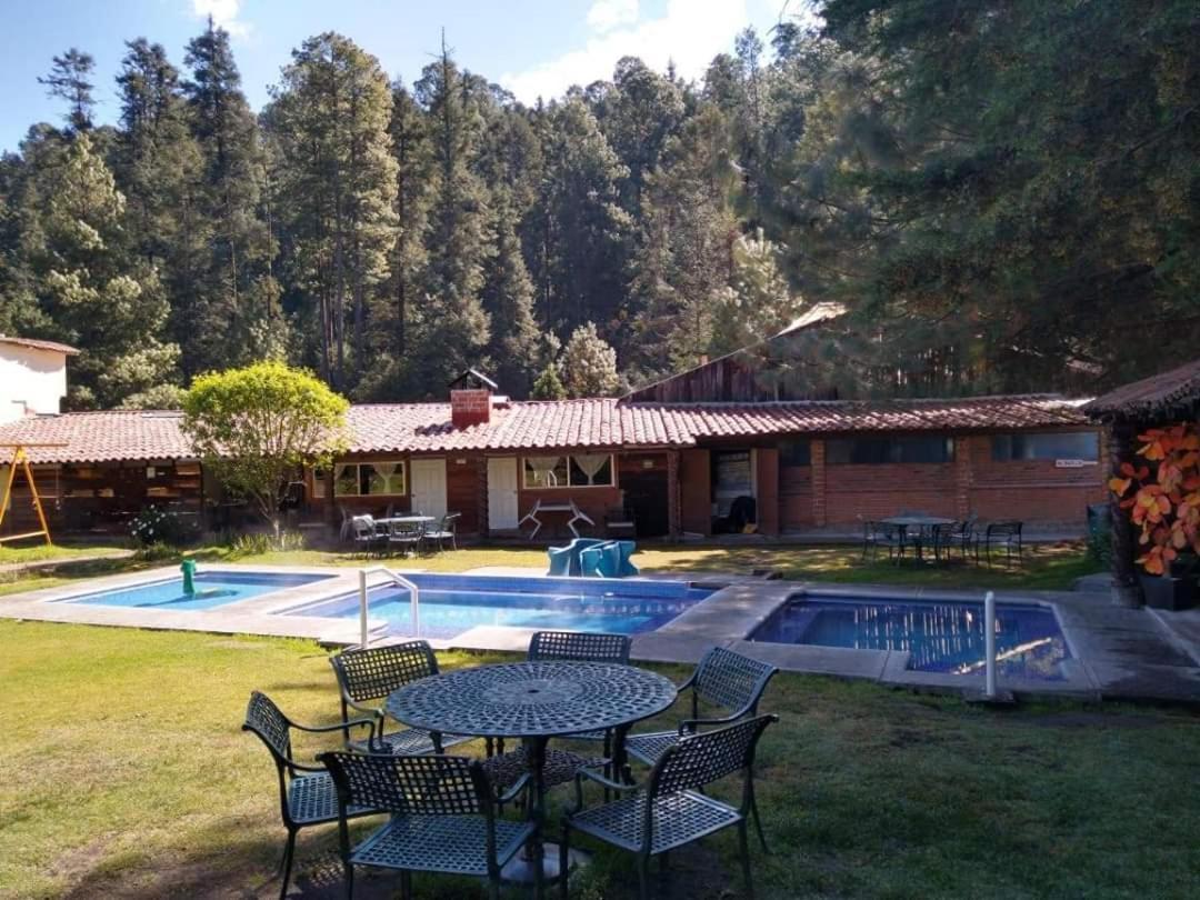 Club Tejamaniles Hotel Los Azufres Luaran gambar